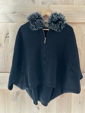 High Secret Black wool cashmere blend zip fur lined hooded poncho sweater, M